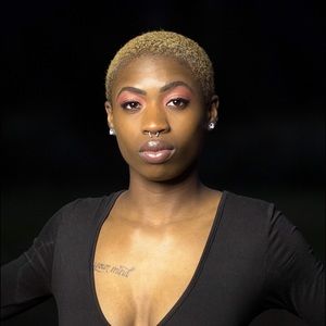 Meet your Posher, Kay